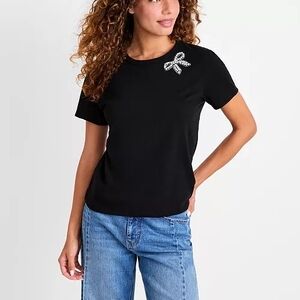 NEW🔥 On 34th
Women's Knit Rhinestone Bow T-Shirt